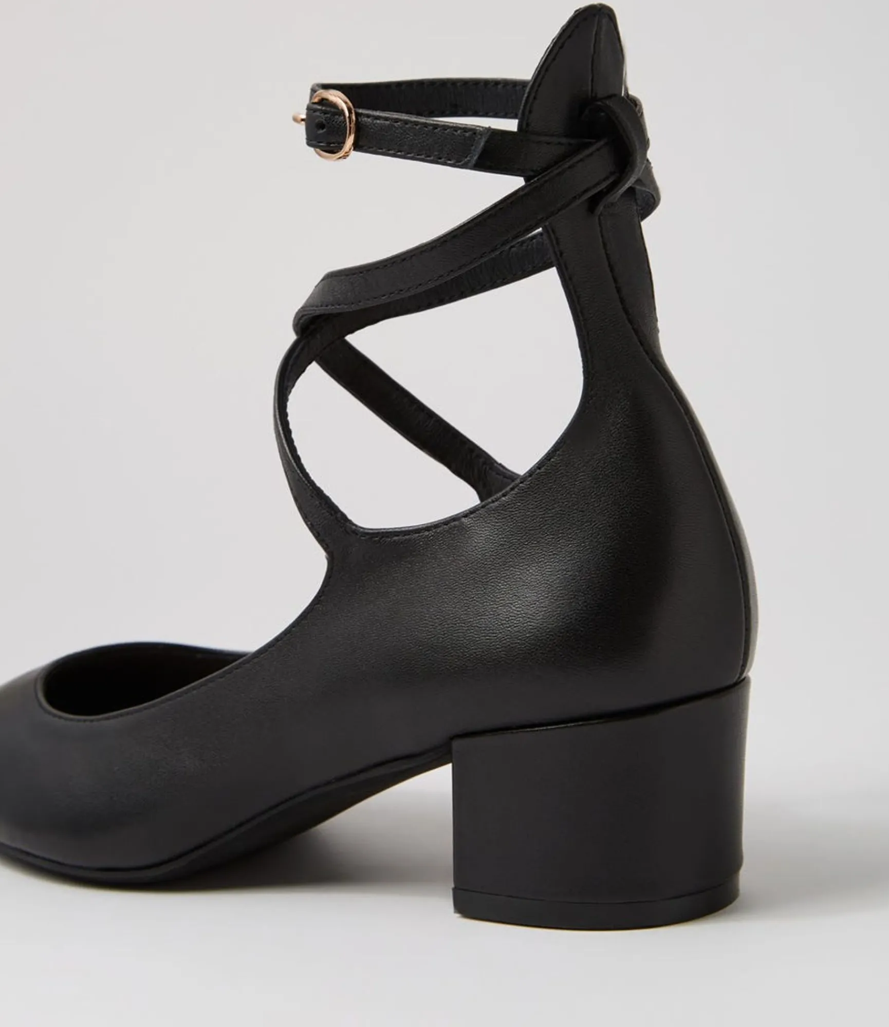 Discount Midas Shoes Alyiahe Black Leather Heels