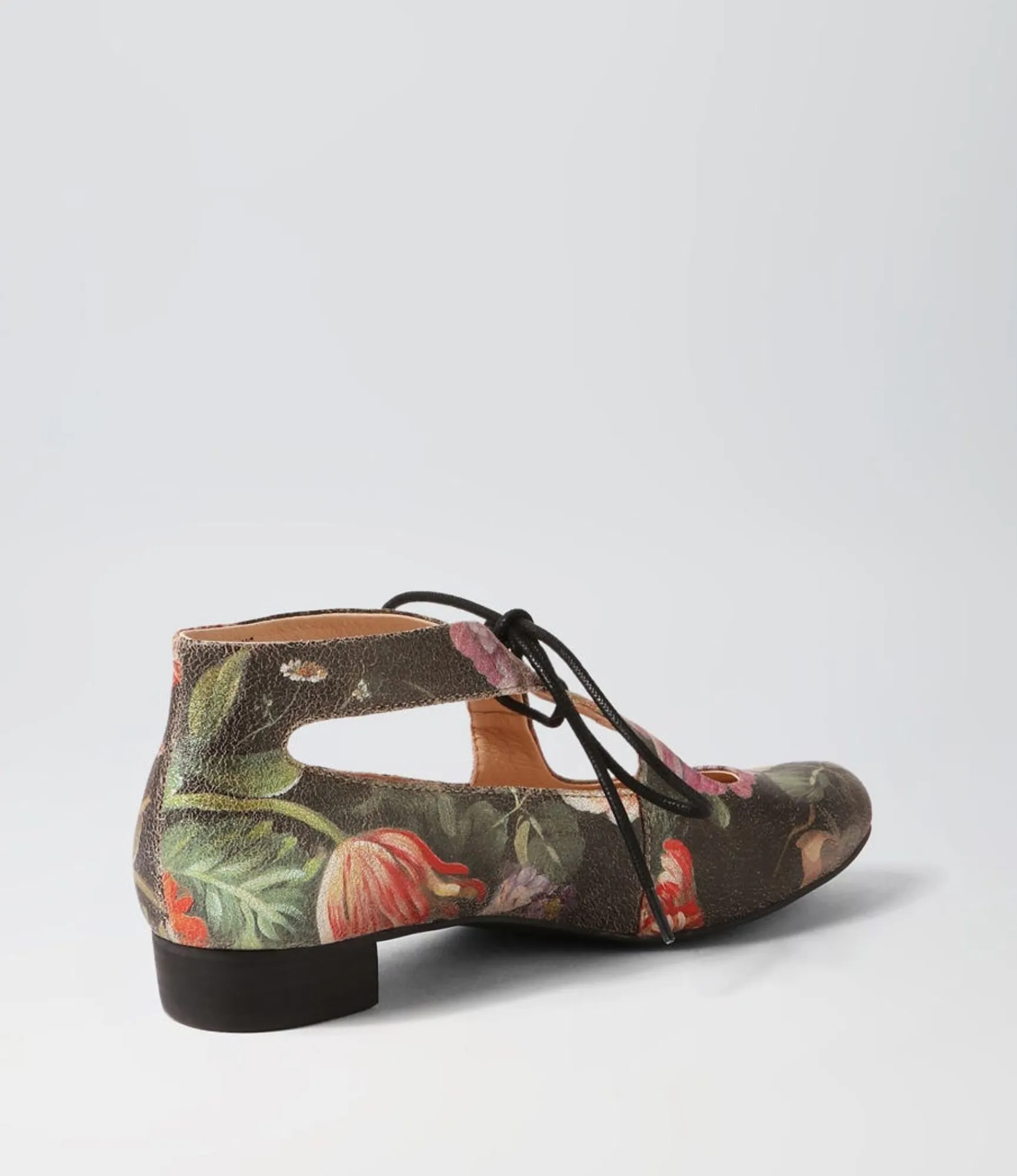 New Midas Shoes Earing Vintage Metal Floral Leather Heels