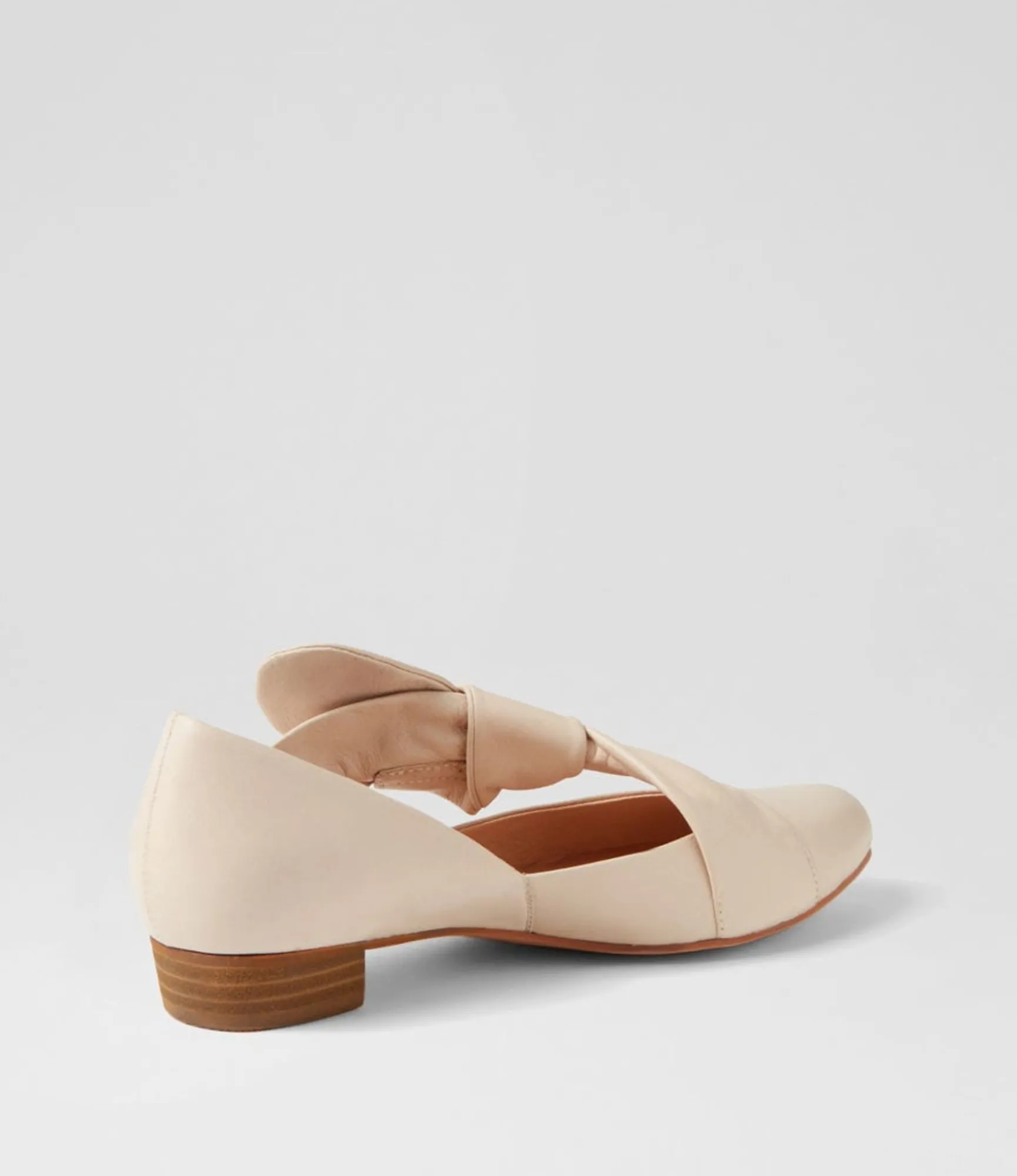 New Midas Shoes Ebbis Vanilla Leather Flat Shoes