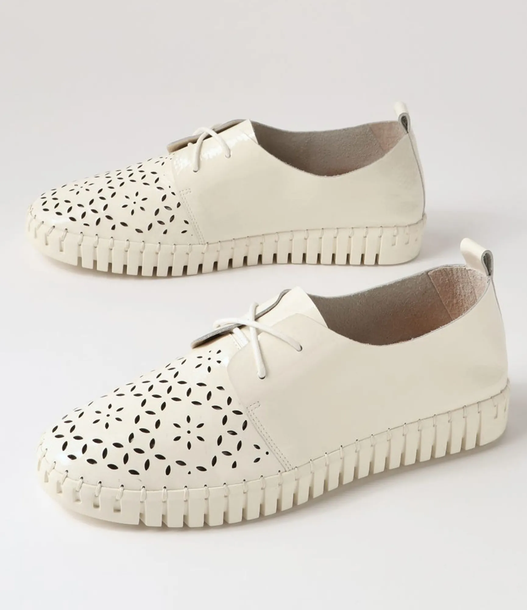 Flash Sale Midas Shoes Hexxie Ivory Patent Leather Sneakers