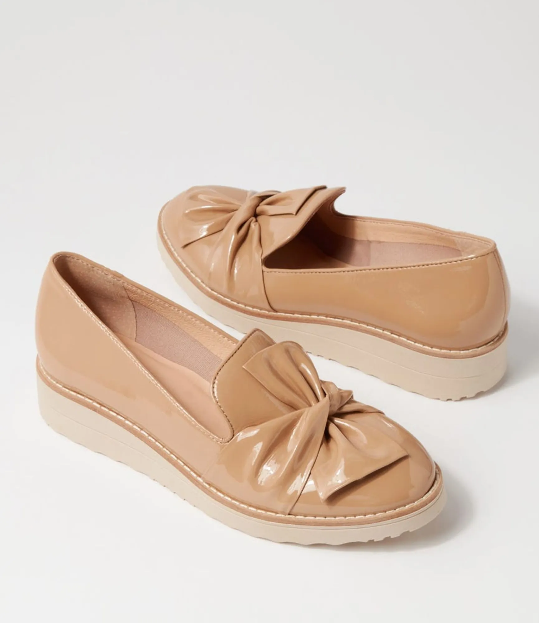 New Midas Shoes Opitto Cafe Patent Leather Flat Shoes