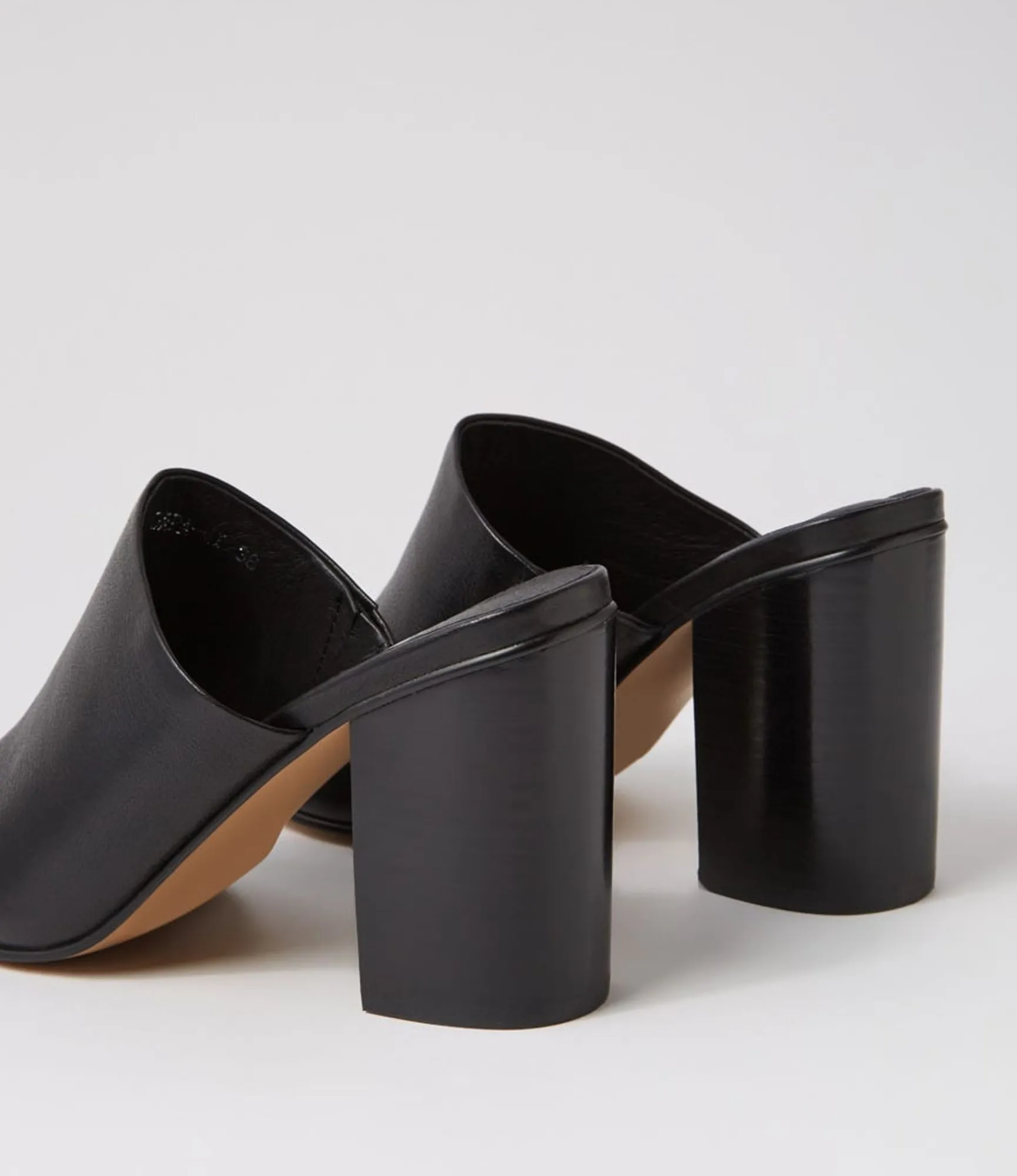 Flash Sale Midas Shoes Orpa Black Leather Slides